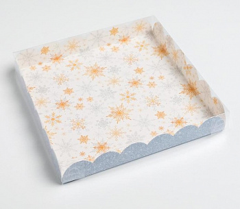Коробка для кондитерских изделий с PVC крышкой «Снежинки», 21 × 21 × 3 см
