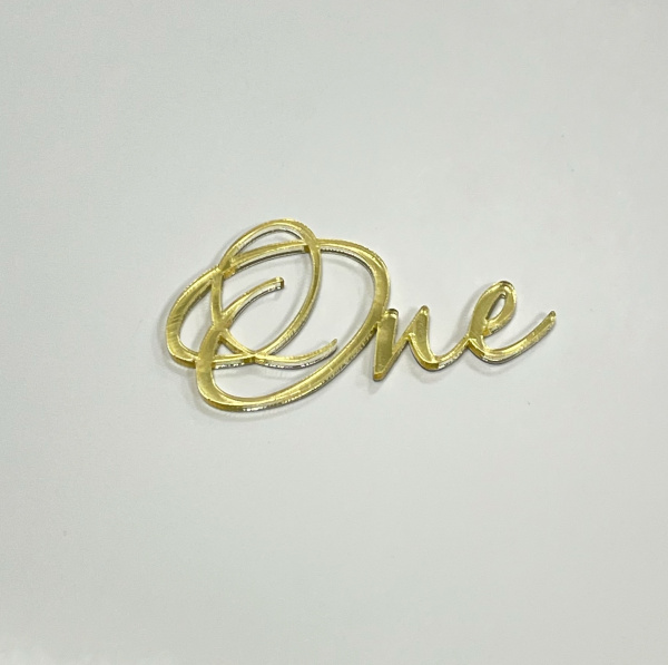 Акриловый топпер "ONE" золото